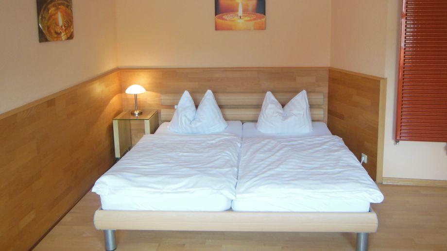 Pension Toscana Schwerin  Rum bild